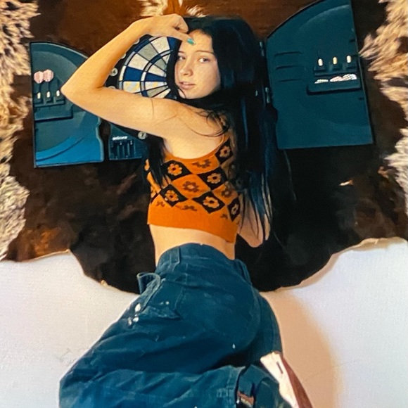 Meet your Posher, Mariah - Picture 1 of 4